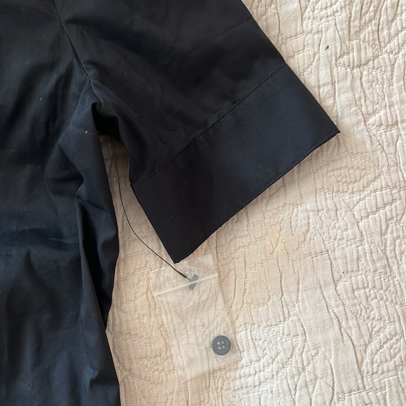 Norma Kamali black cotton stretch blouse, size small. Never worn. - Picture 6 of 7
